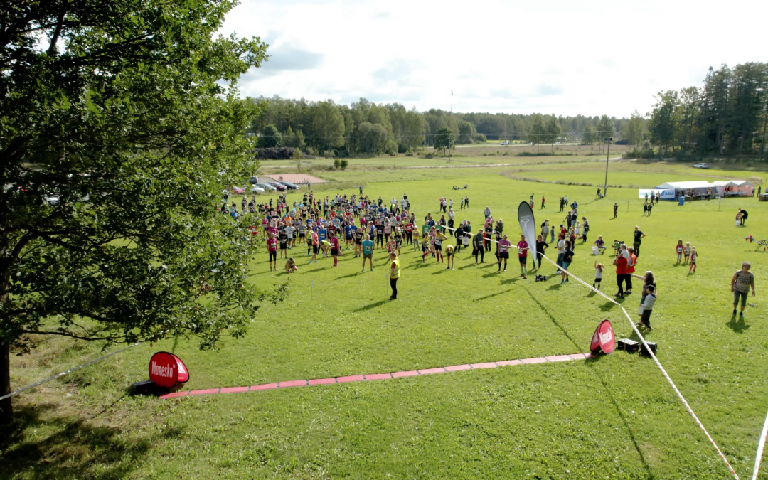 Western village trail run
